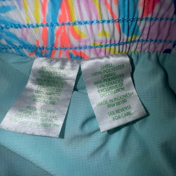 LILLY PULITZER BALI BLUE ONCE UPON A TIDE OCEAN TRAIL LUX SHORTS SIZE Small VGUC - Picture 10 of 15